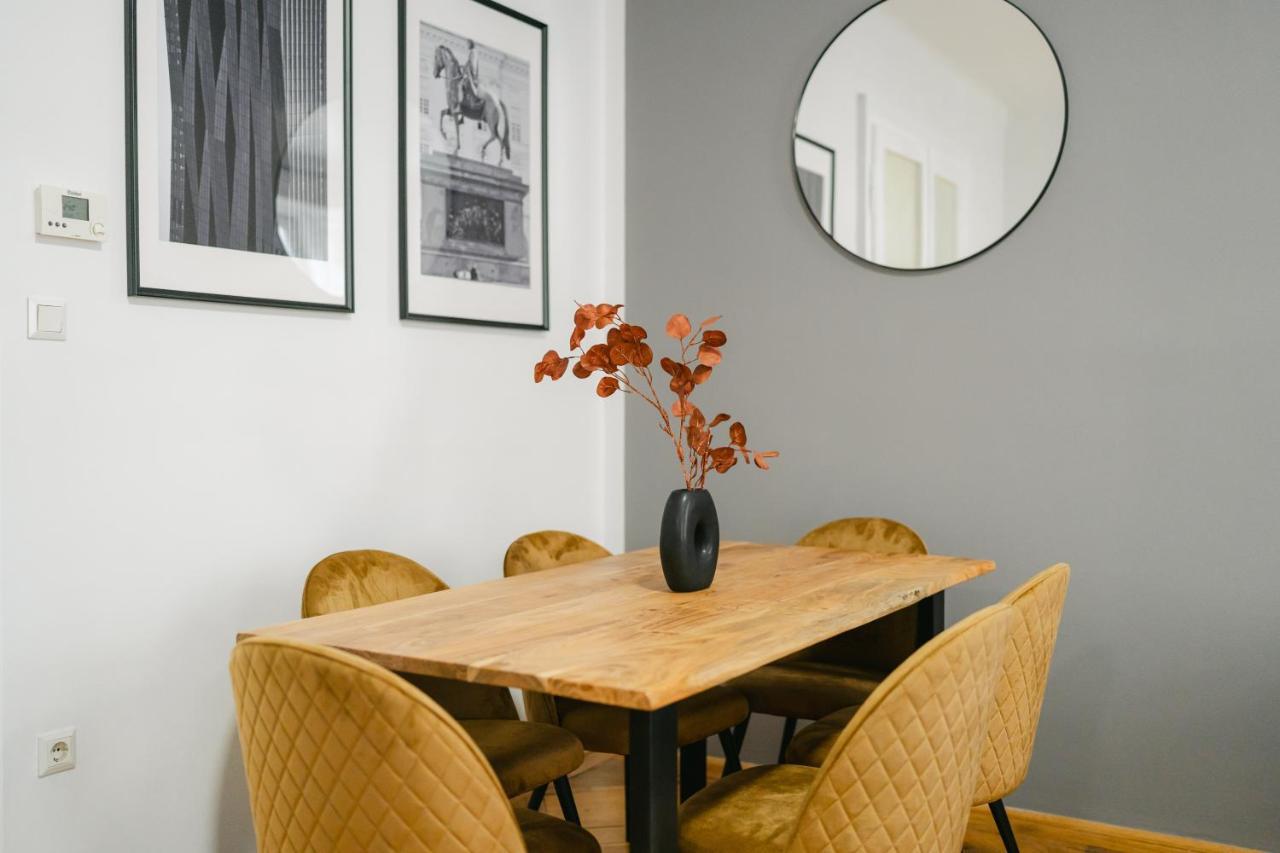 Cozy Apt Perfect For 4-6 Tv Metro Self-Checkin Wien Exteriör bild